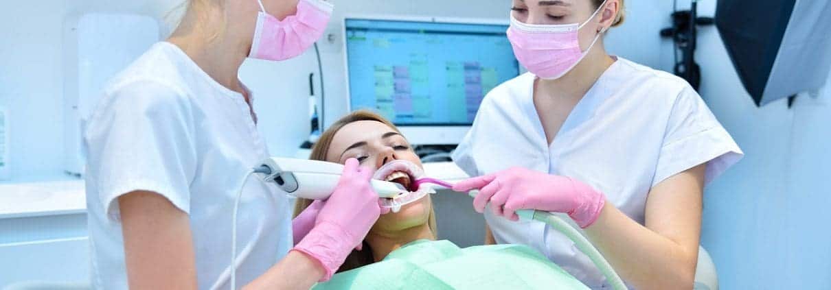Escáner 3D intraoral en Clínica Dental Benalúa