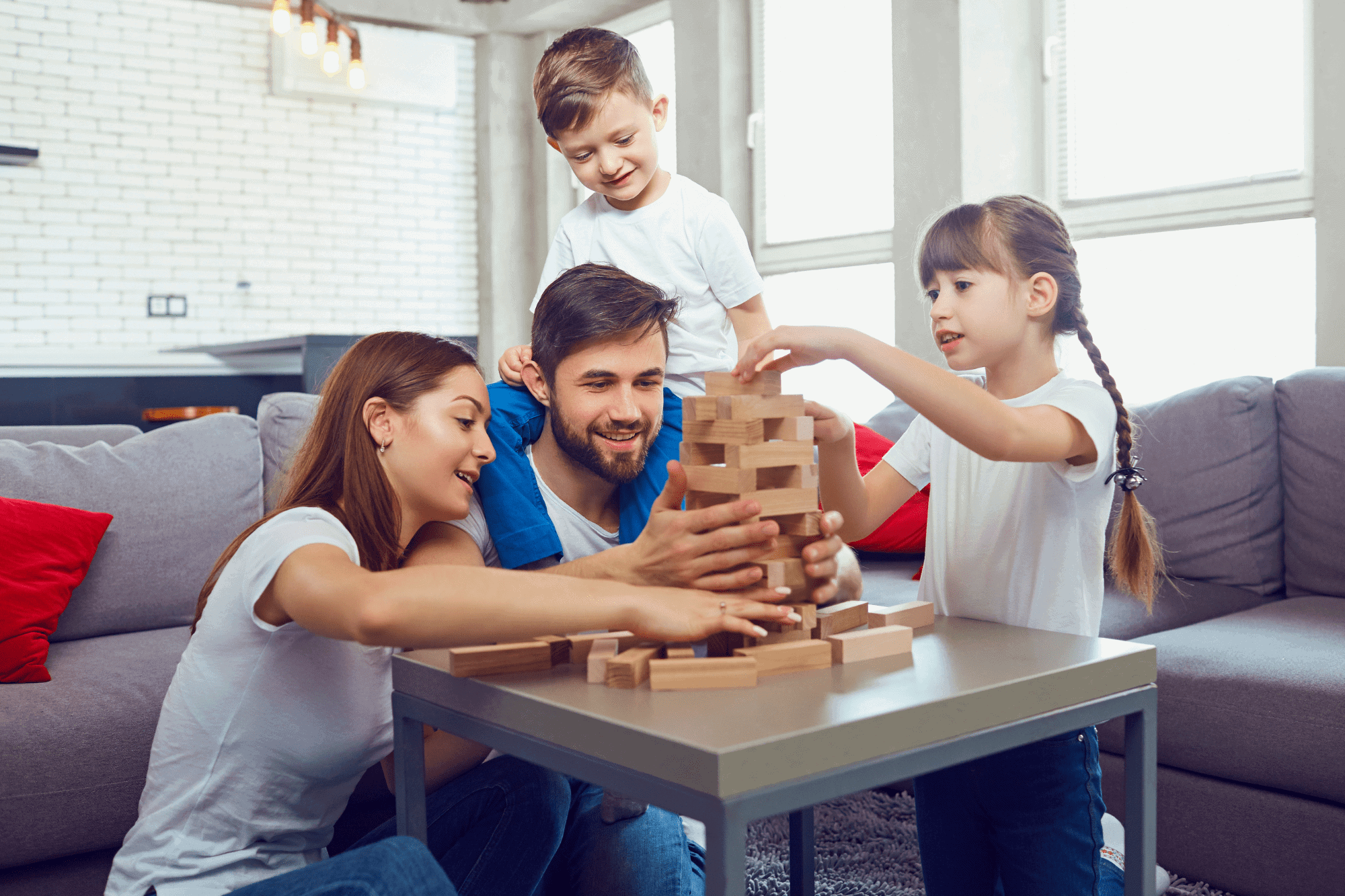 Sacar los juegos de mesa y las cartas