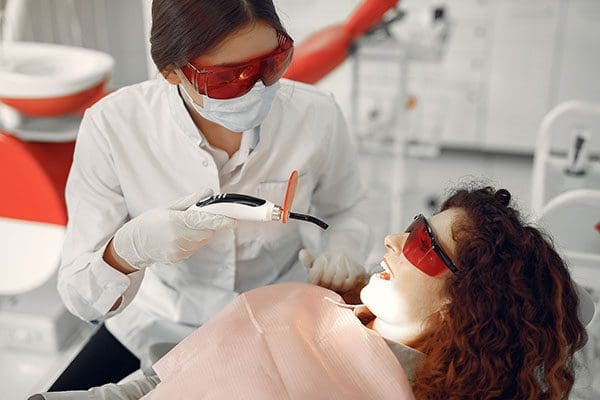 blanqueamiento dental laser alicante