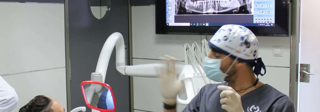 tratamiento dental diseño de sonrisa perfecta en clinica dental benalua