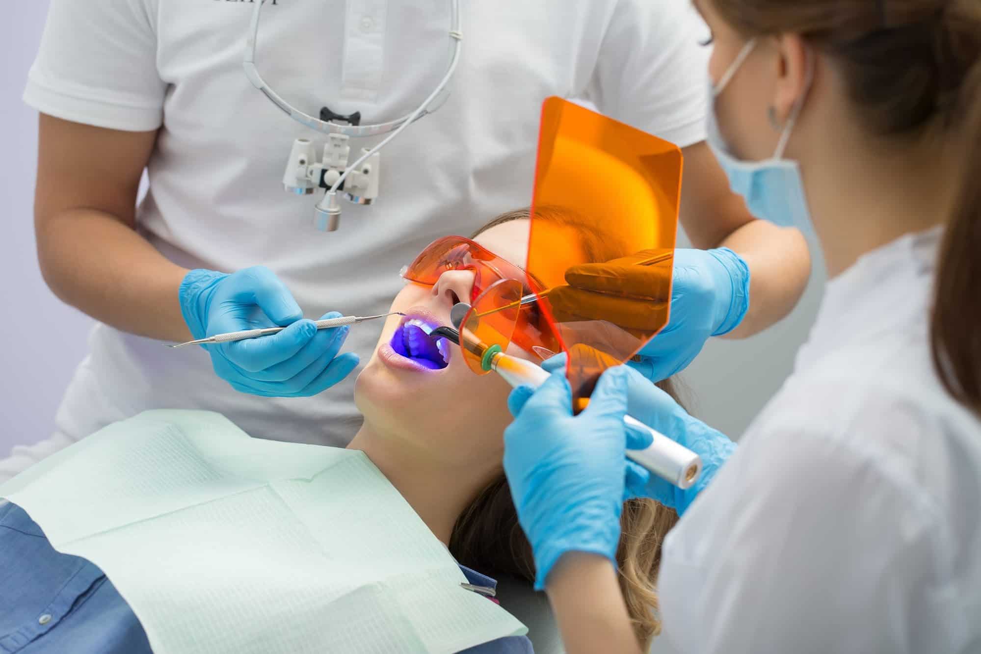 Ventajas del blanqueamiento dental interno