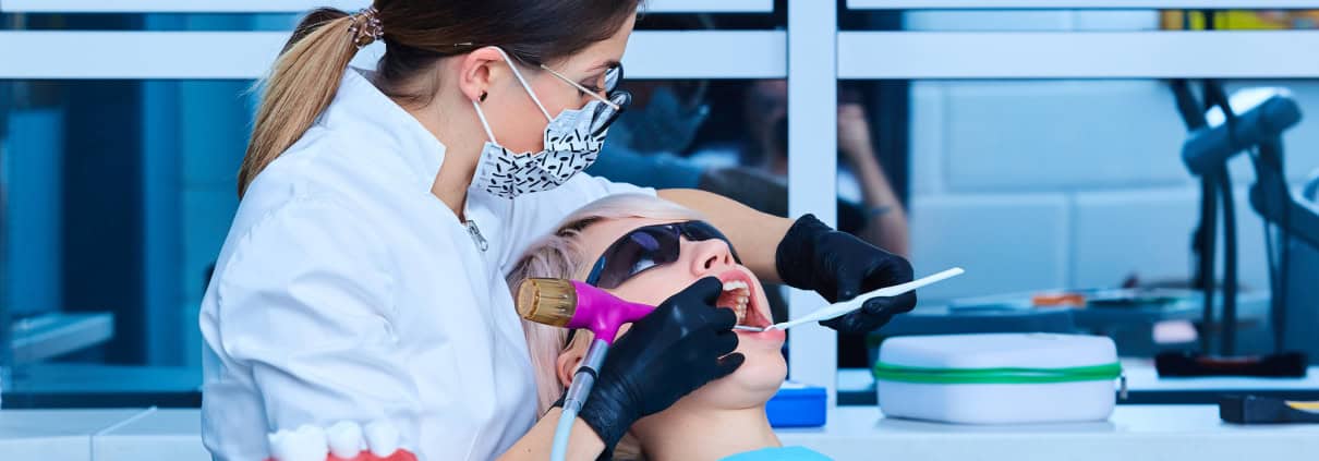 10 Signos que necesitas visitar al dentista 1 signos que necesitas visitar al dentista