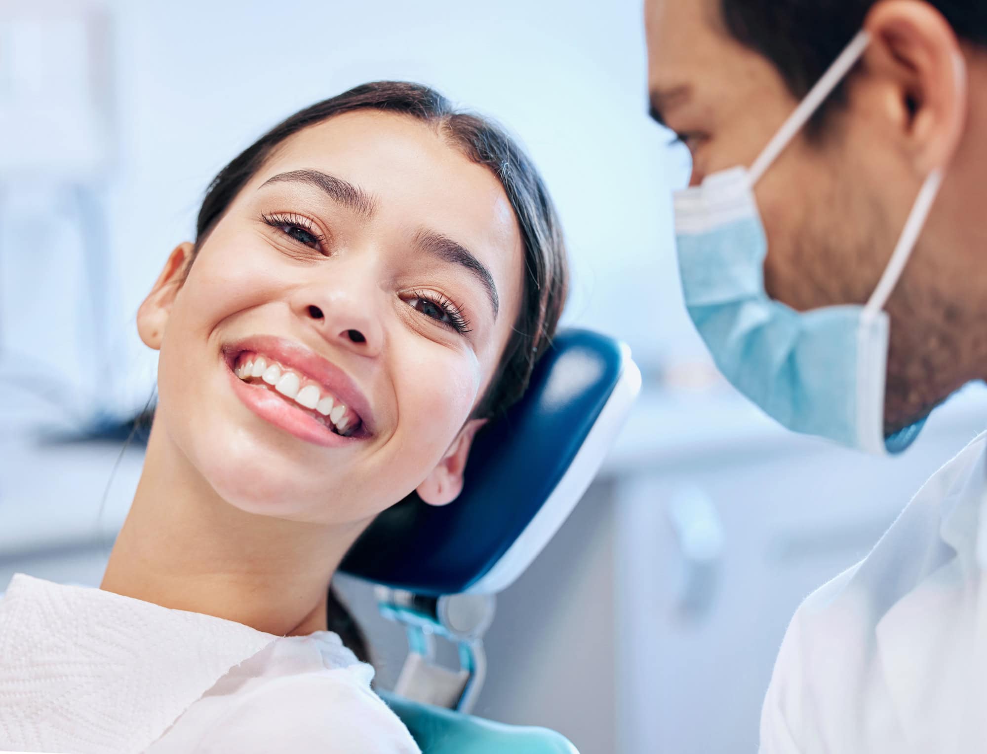 cuidado bucal en el dentista vs cuidado bucal en casa