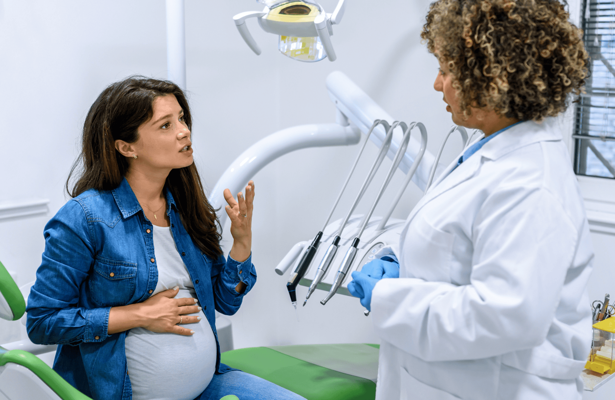 Cuidados dentales durante el embarazo 19 Cambios hormonales y su impacto en la salud bucal