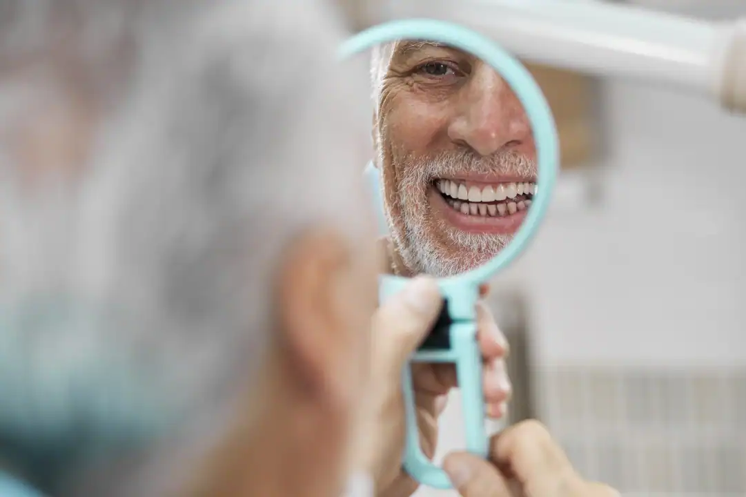 La Importancia de las Revisiones Periódicas: Cómo y Cuándo Programar tu Cita en Clínica Dental Benalúa 10 revisiones periodicas