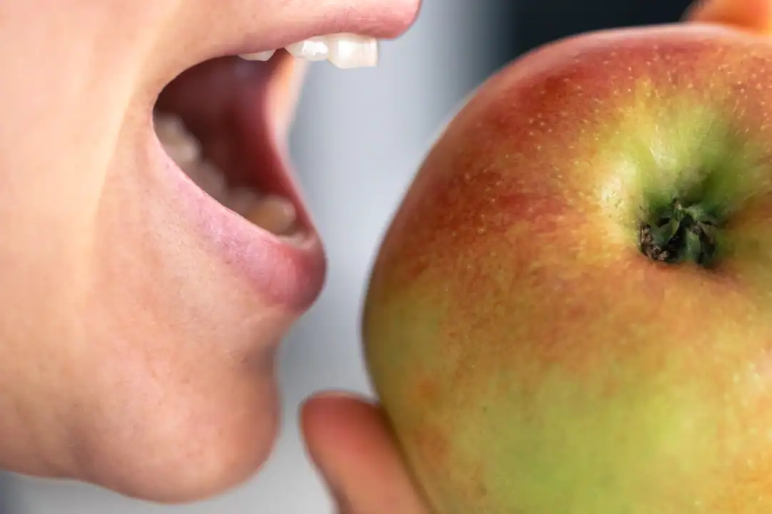 Alimentación y Salud Dental: Los 10 Mejores y Peores Alimentos para tus Dientes 8 salud dental