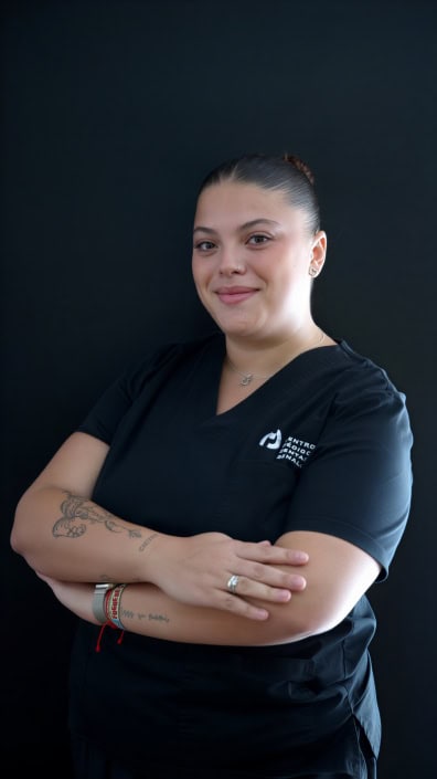 Adriana Bonete, ayudante de gabinete de Clínica Dental Benalúa
